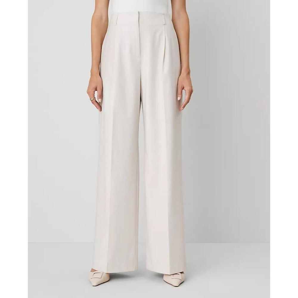 Ann Taylor Wide Leg Trouser in Light Cream